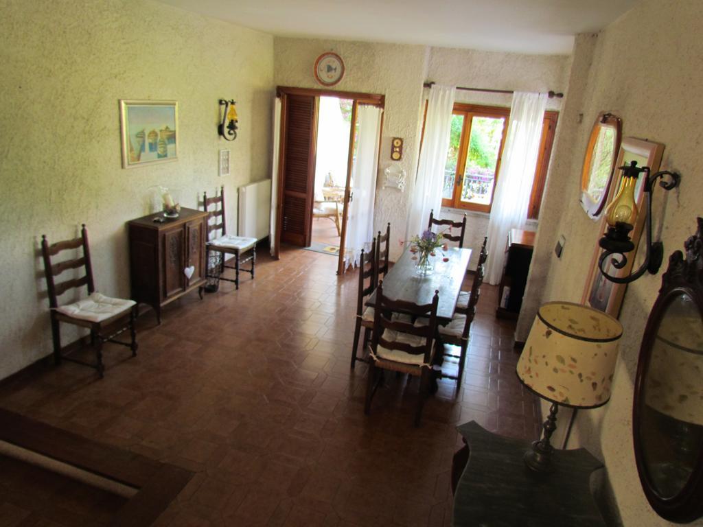 La Bouganville Формія Екстер'єр фото